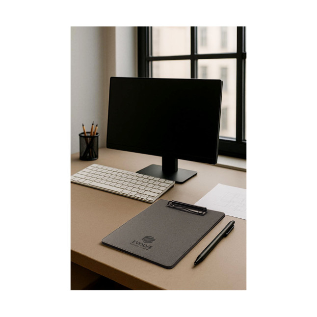 Clipboard 2245323