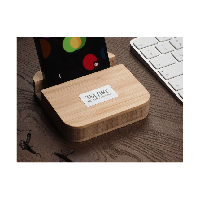 Drewniana podstawka pod telefon 1847292