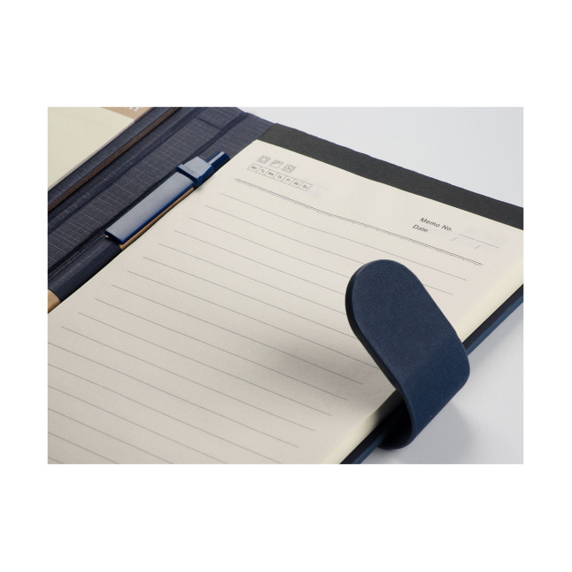 Notes z karteczkami samoprzylepnymi 2251358