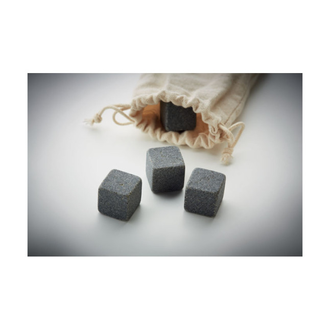 4 kamienne kostki lodu w etui ROCKS