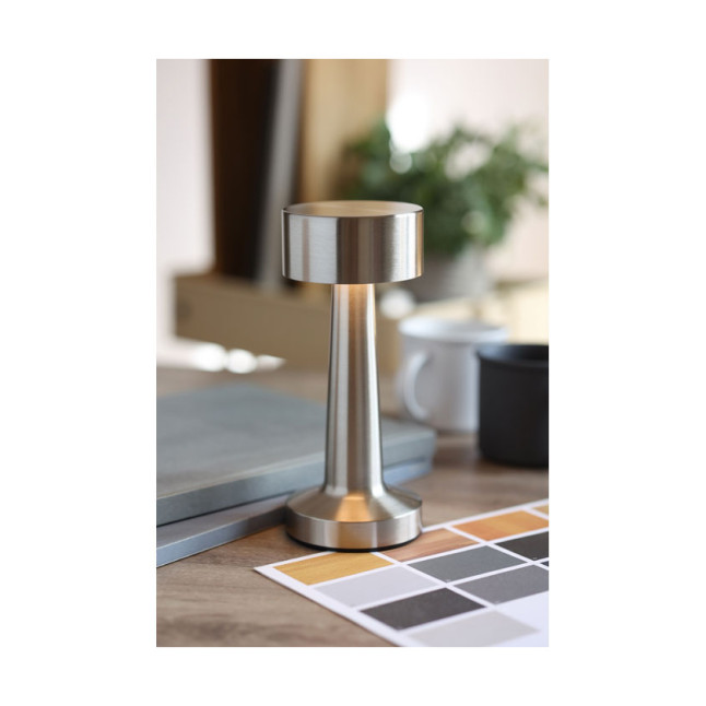 Akumulatorowa metalowa lampa st HIERLUZ