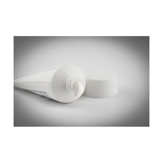 Balsam do opalania w tubce SUNCARE TUBE