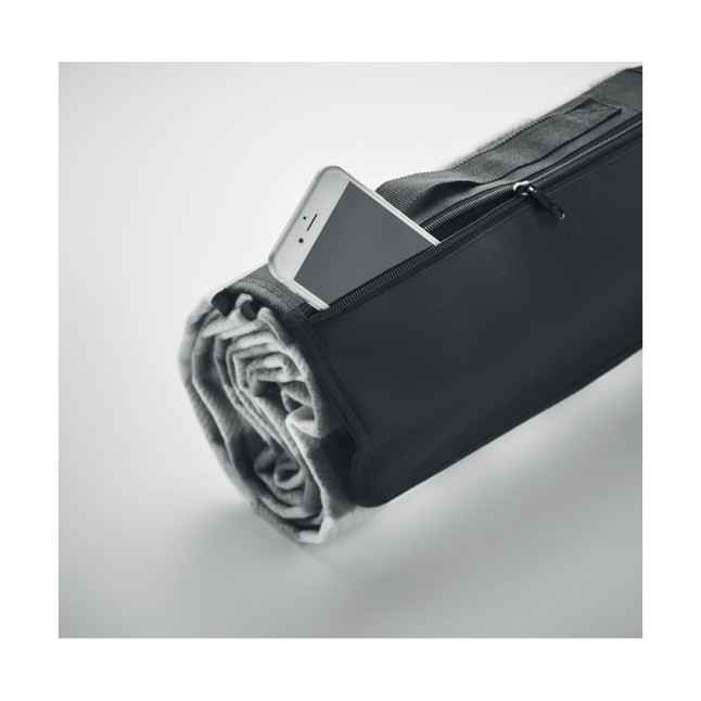 Koc polarowy RPET 150 gr/m² CALY