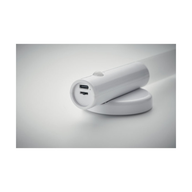 Ładowalna lampka z czujnikiem SENLUZ