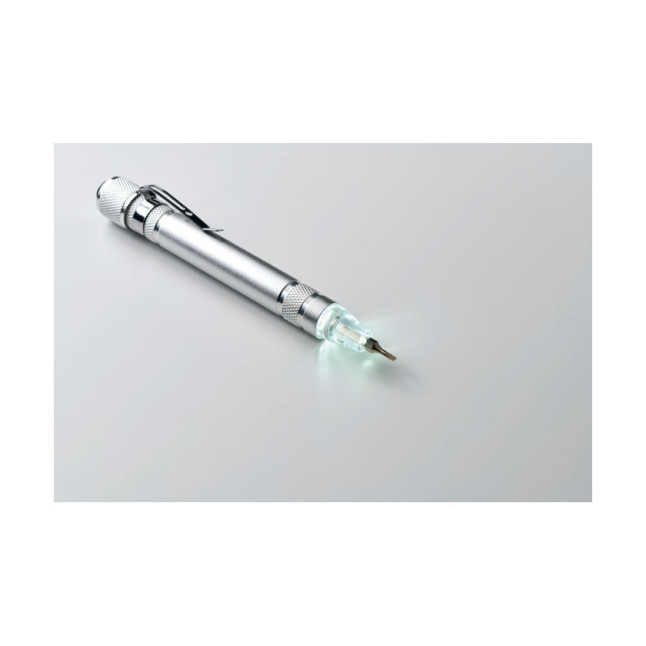 Multitool z recyklingu TUBULAR