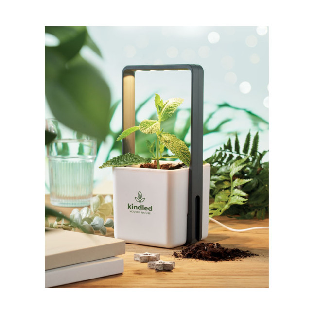 Ogródek z oświetleniem LED LUSHLET