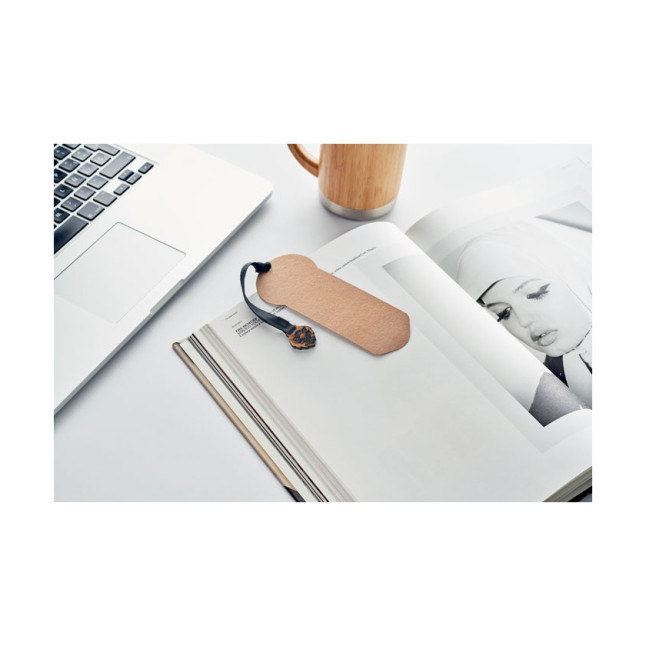 Sosnowa zakładka GROWBOOKMARK™