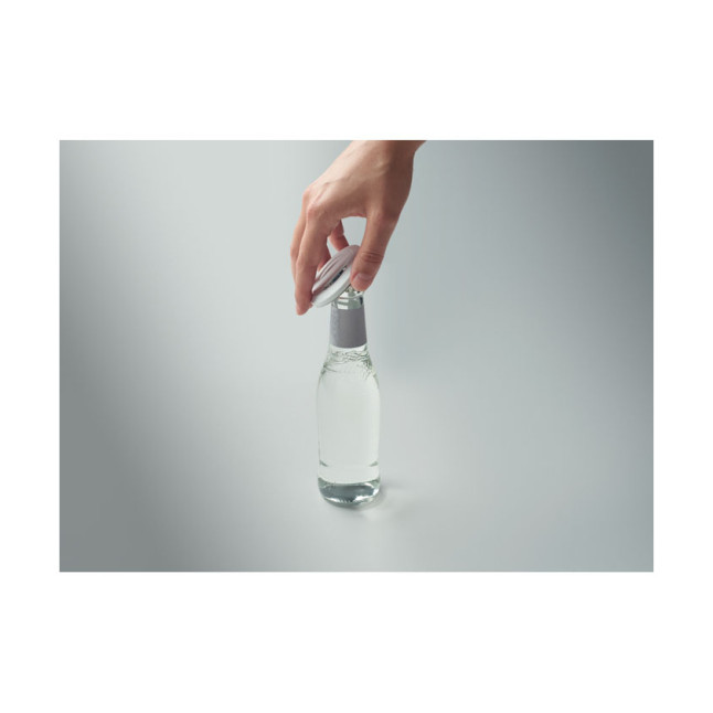 Uchwyt na telefon i otwieracz DOSENUNO