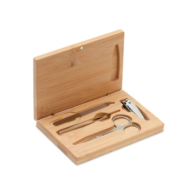 Zestaw narzędzi do manicure SEWA